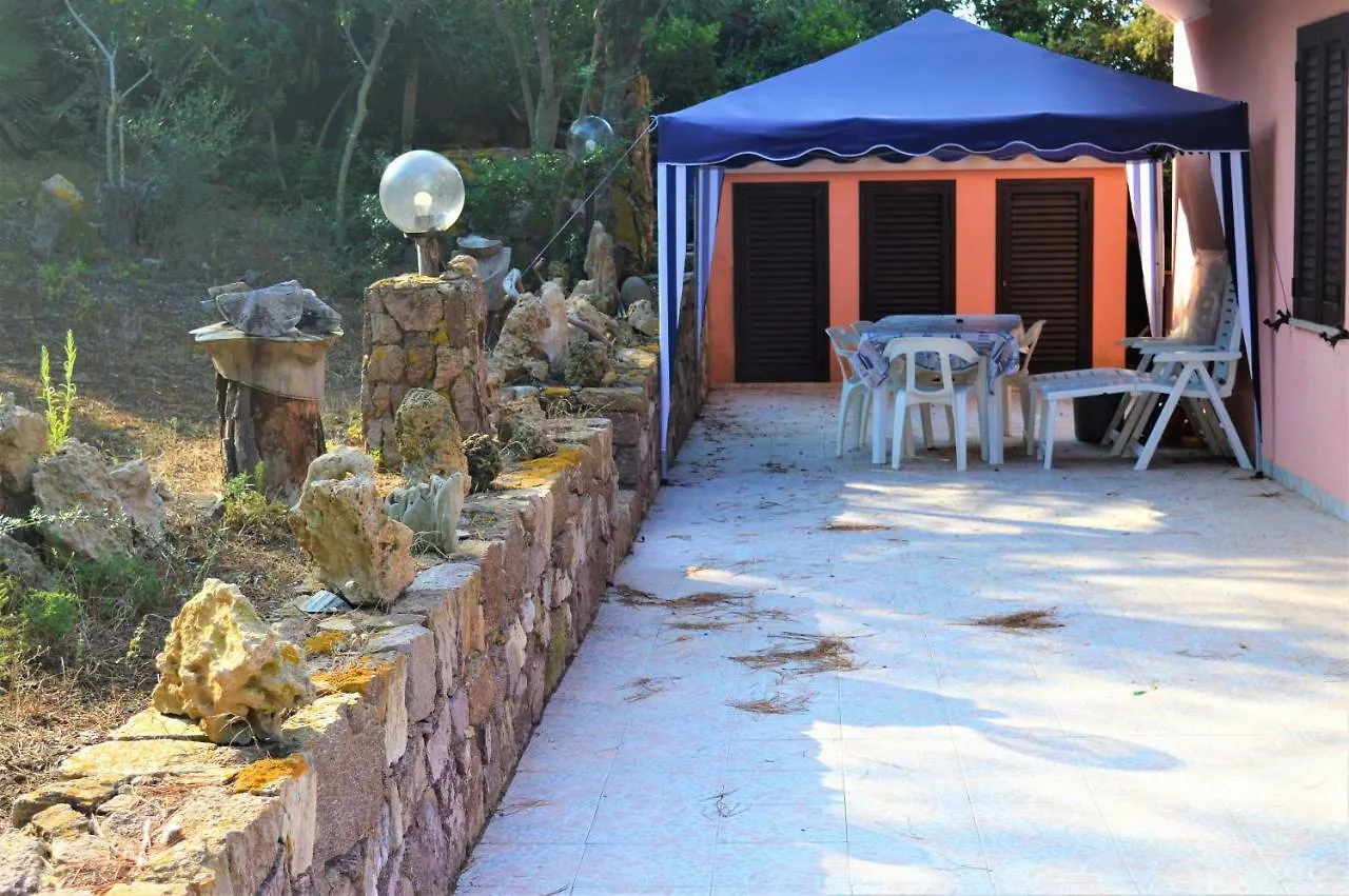 Semesterbostad Pineta Spiaggia Grande Fritidshus Calasetta Italien